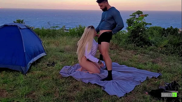 Sexo Arriscado Casal Amador real fodendo em acampamento - Sexdoll 520